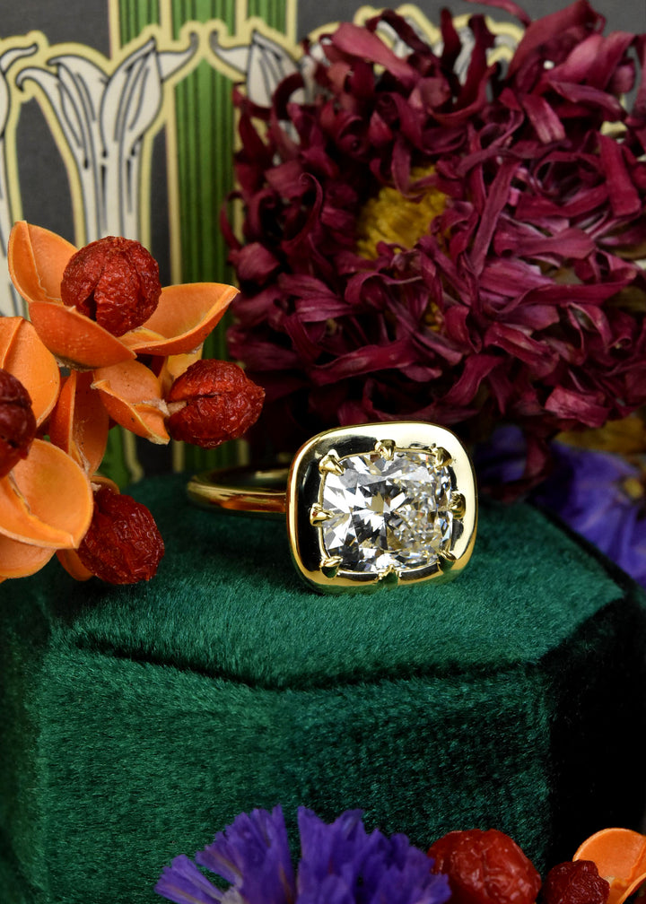 Cushion-Cut Diamond Engagement Ring in 18K - Goldmakers Fine Jewelry