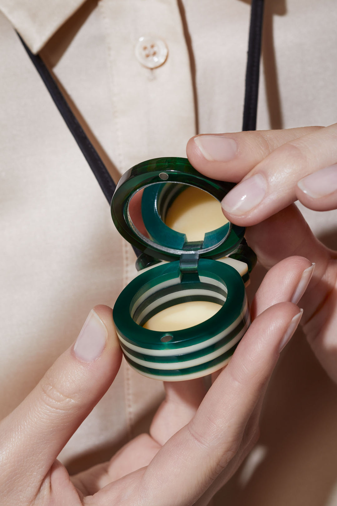 Vita Green Checkered Pendant Box - Goldmakers Fine Jewelry