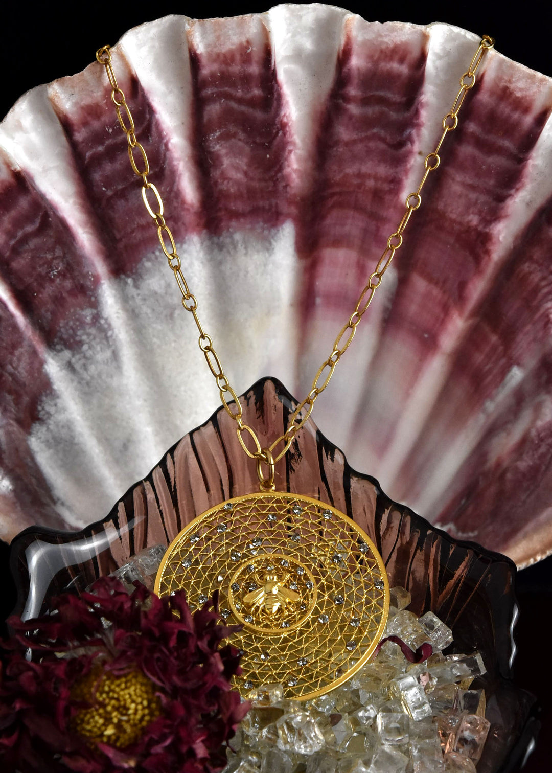 Bee Hive Medallion - Goldmakers Fine Jewelry