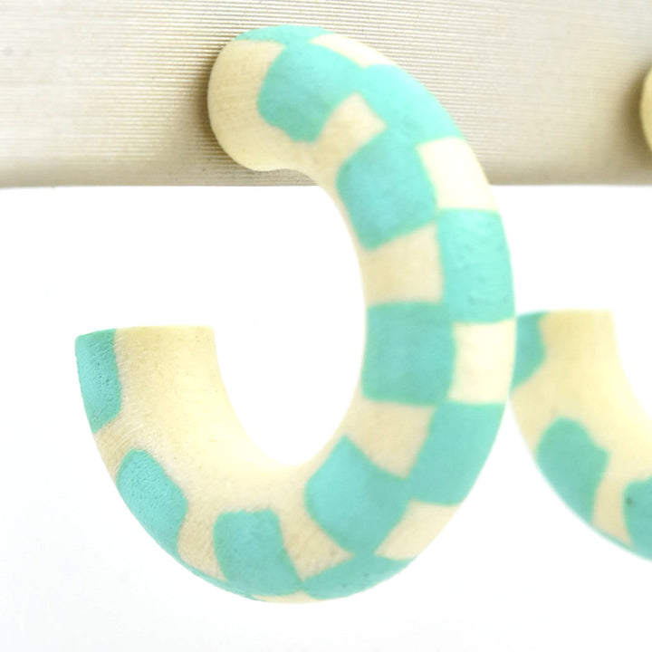 Margarita Mini Hoop - Goldmakers Fine Jewelry