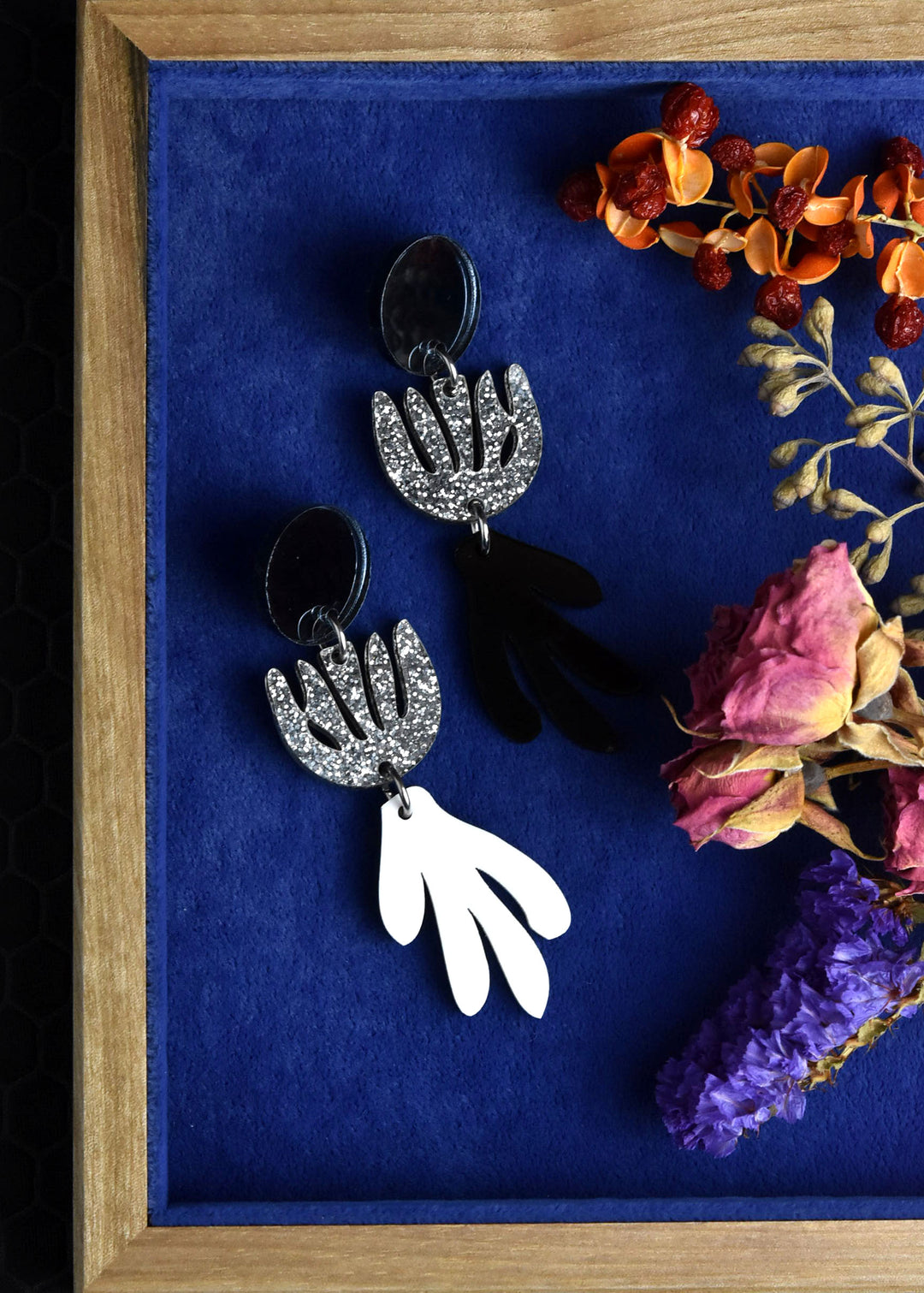 Matisse Post Earrings in White and Black - Goldmakers Fine Jewelry