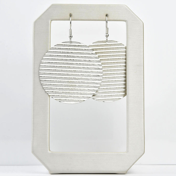 Ripple Circle Earring - Goldmakers Fine Jewelry