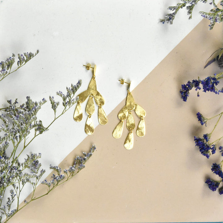 Small Cascading Rain Earrings - Goldmakers Fine Jewelry