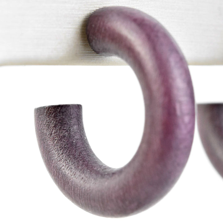 Cocoa Mini Hoop - Goldmakers Fine Jewelry