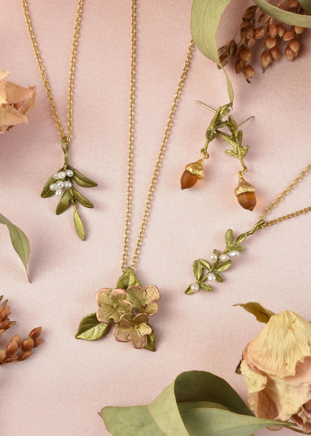 Pin Oak Glass Acorn Earrings - Goldmakers Fine Jewelry