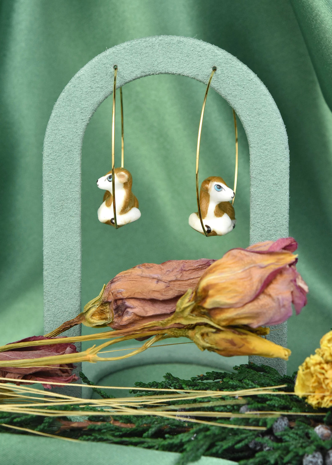 Doe Hoop Earrings - Goldmakers Fine Jewelry
