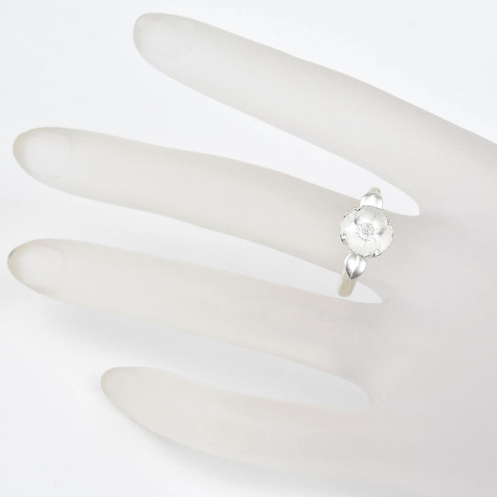 Dainty Poppy Ring - Goldmakers Fine Jewelry