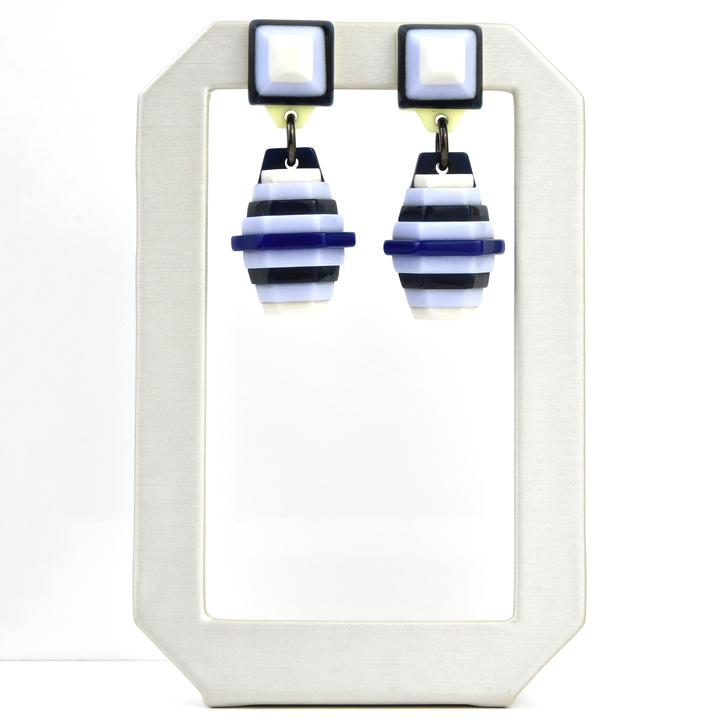 Souvenir Hexagon Dangles in Lilac - Goldmakers Fine Jewelry
