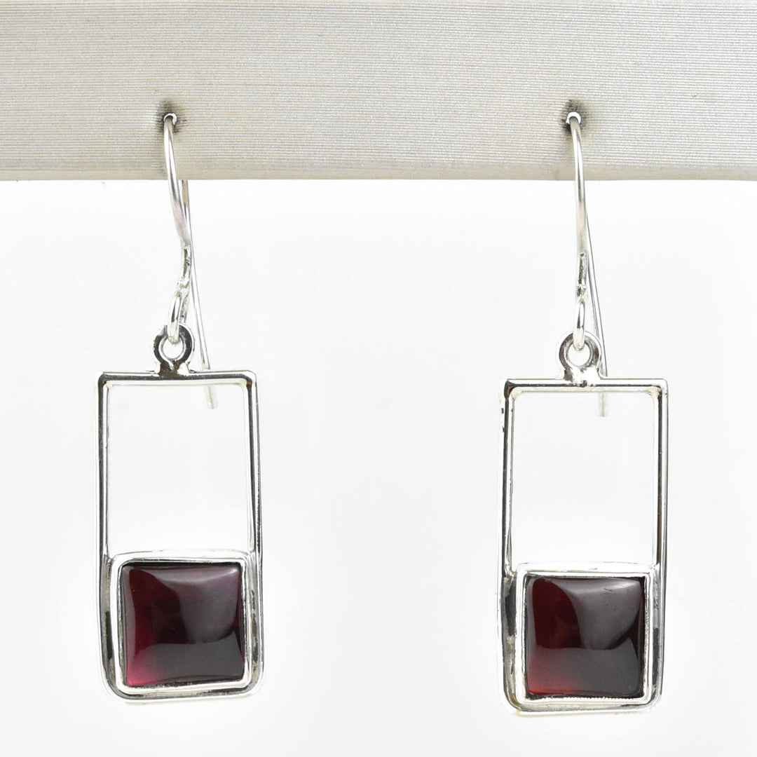 Retro Square Garnet Earrings - Goldmakers Fine Jewelry