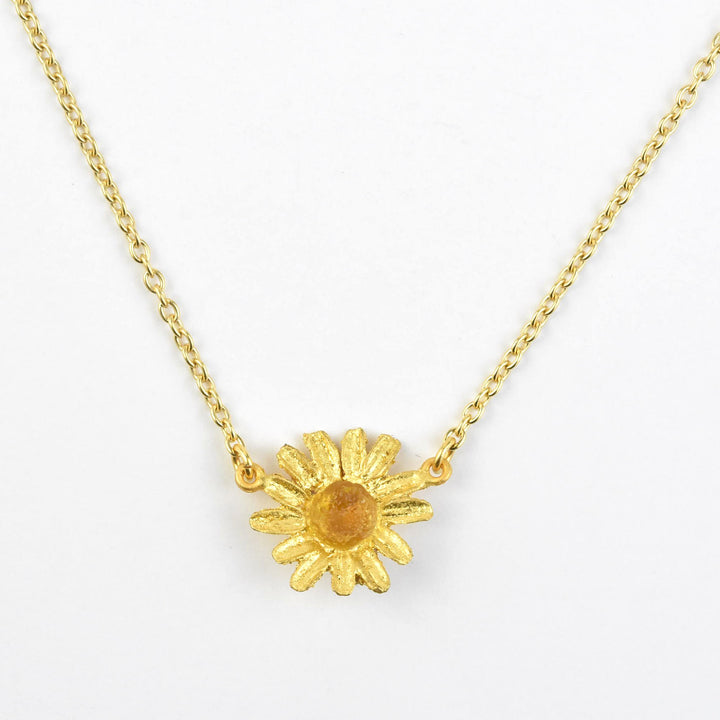 Single Golden Daisy Necklace - Goldmakers Fine Jewelry
