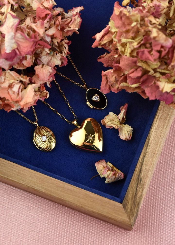 Mysterious Heart Locket - Goldmakers Fine Jewelry