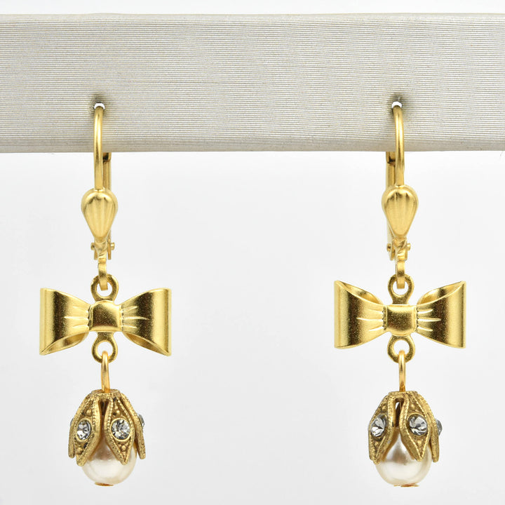 Dainty Bow and Pearl Drop Earrings - Goldmakers Fine Jewelry