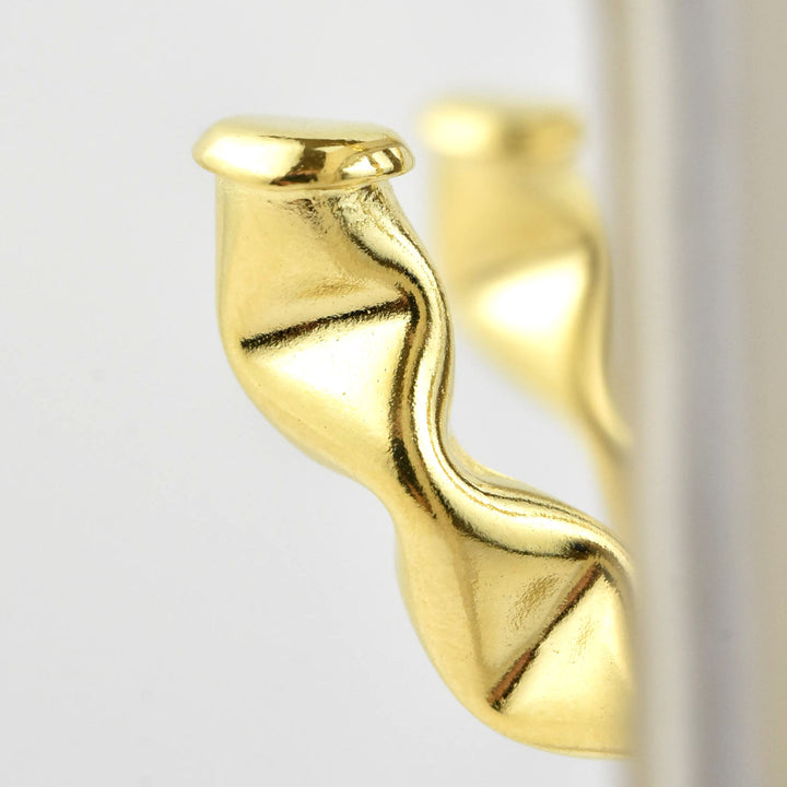 Medium Crimped Hoop Earrings - Goldmakers Fine Jewelry
