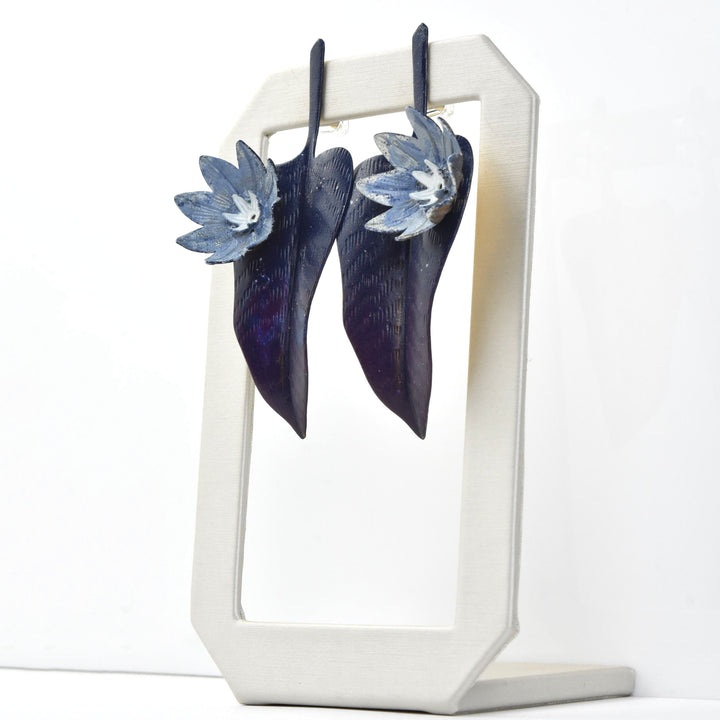 Midnight Blooming Cereus Earrings - Goldmakers Fine Jewelry