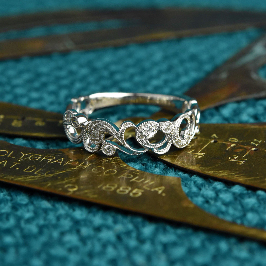 Victorian Ivy Diamond Band in Gold - Goldmakers Fine Jewelry