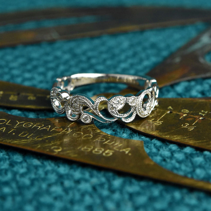 Victorian Ivy Diamond Band in Gold - Goldmakers Fine Jewelry