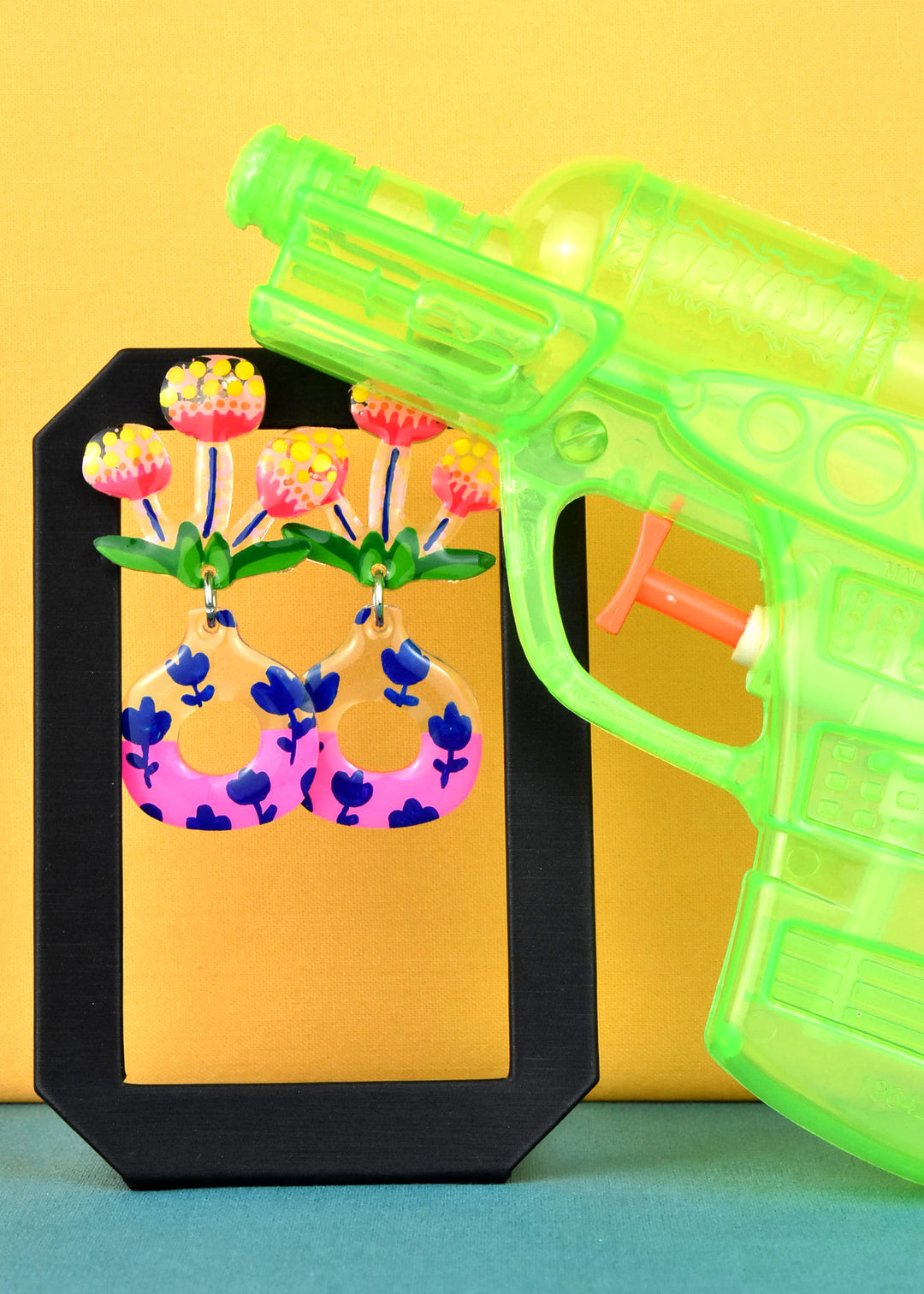 Neon Pink Flower Vase Earrings - Goldmakers Fine Jewelry
