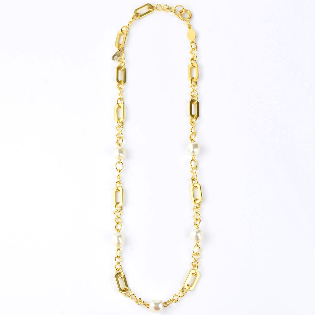 Pearl Station Necklace with Chunky Chain - Goldmakers Fine Jewelry