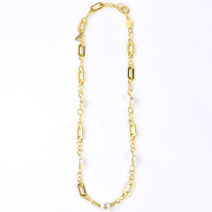 Pearl Station Necklace with Chunky Chain - Goldmakers Fine Jewelry
