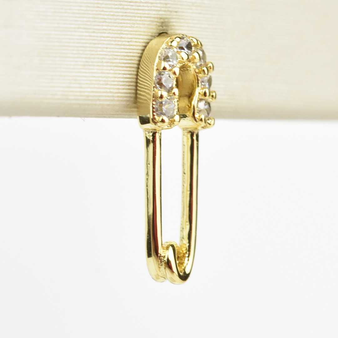 Safety Pin Studs - Goldmakers Fine Jewelry