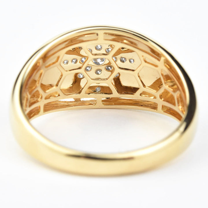 Diamond Starburst Signet Ring - Goldmakers Fine Jewelry