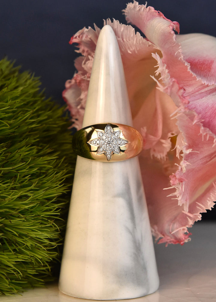 Diamond Starburst Signet Ring - Goldmakers Fine Jewelry