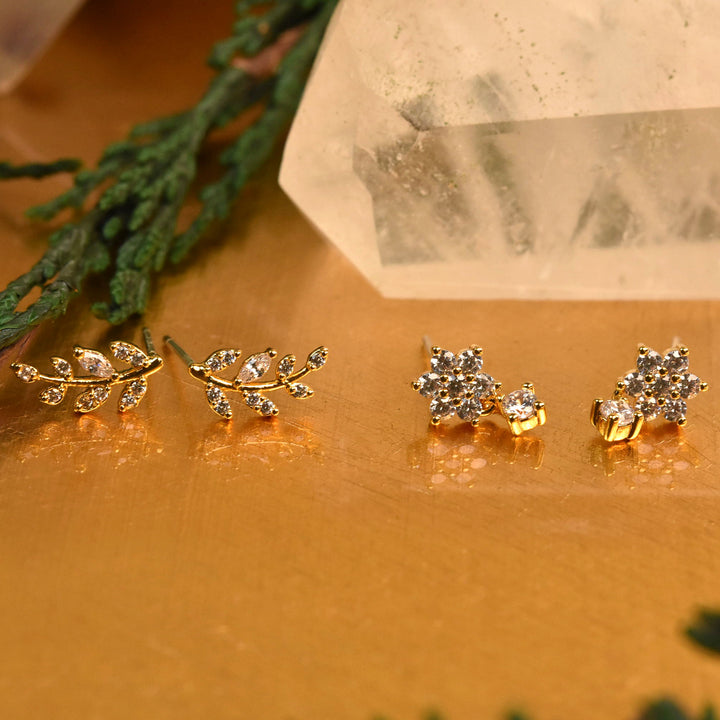 Petite Laurel Leaf Studs - Goldmakers Fine Jewelry