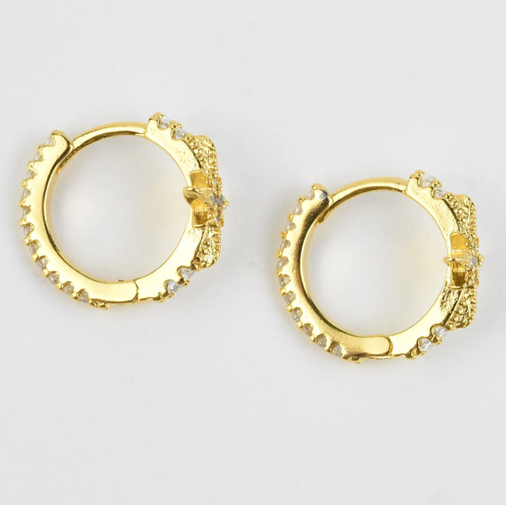 Petite Star Huggies - Goldmakers Fine Jewelry