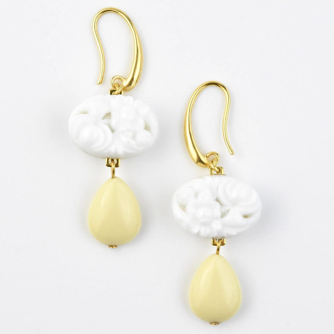 Vintage Milk Glass Earrings - Goldmakers Fine Jewelry