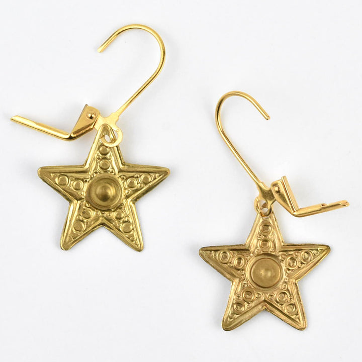 Small Star Earrings - Goldmakers Fine Jewelry