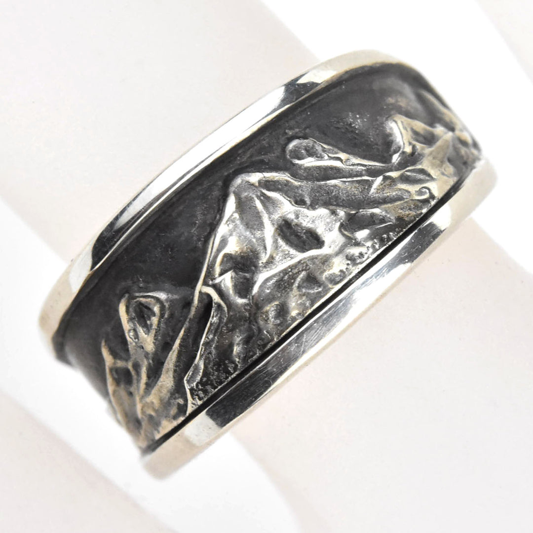 Mountain Range Ring in Silver - Goldmakers Fine Jewelry