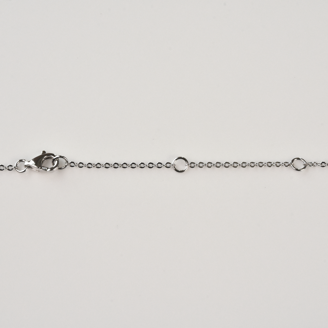 The Daisy: Diamond Necklace in White Gold - Goldmakers Fine Jewelry