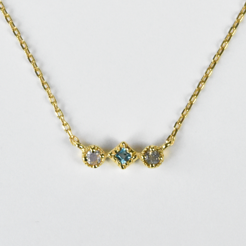 Petite Three Stone Necklace in Gold Vermeil - Goldmakers Fine Jewelry