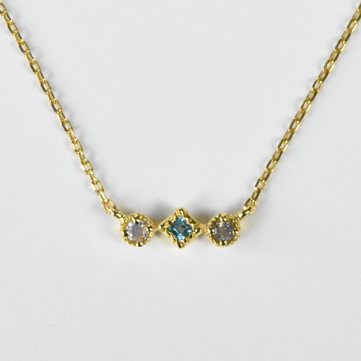 Petite Three Stone Necklace in Gold Vermeil - Goldmakers Fine Jewelry
