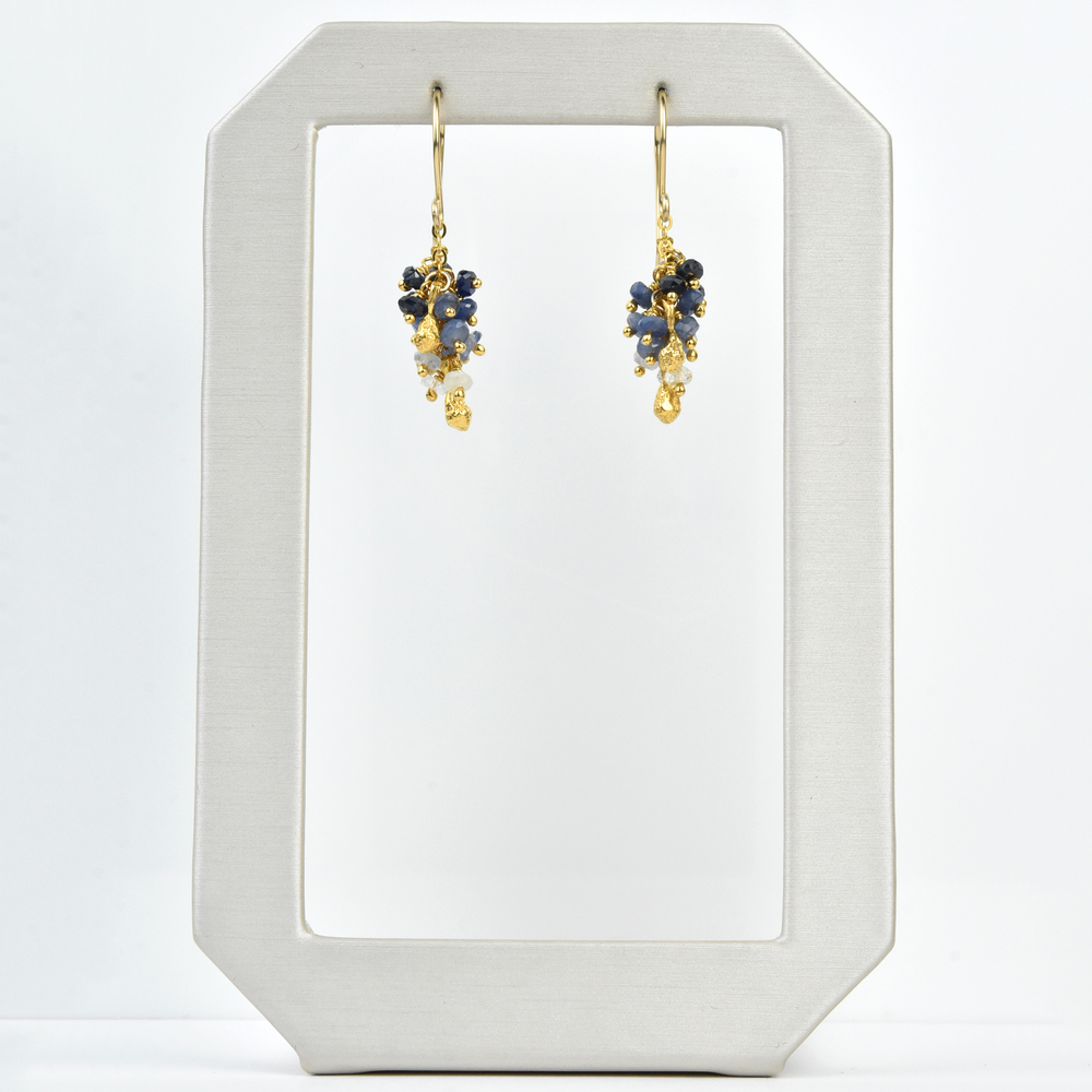Sapphire Pod Cluster Earrings - Goldmakers Fine Jewelry