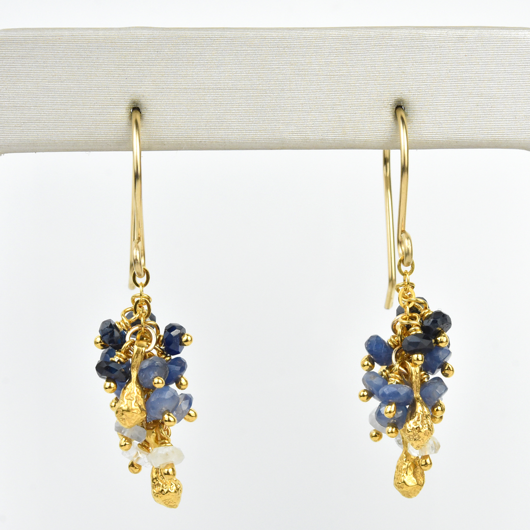 Sapphire Pod Cluster Earrings - Goldmakers Fine Jewelry