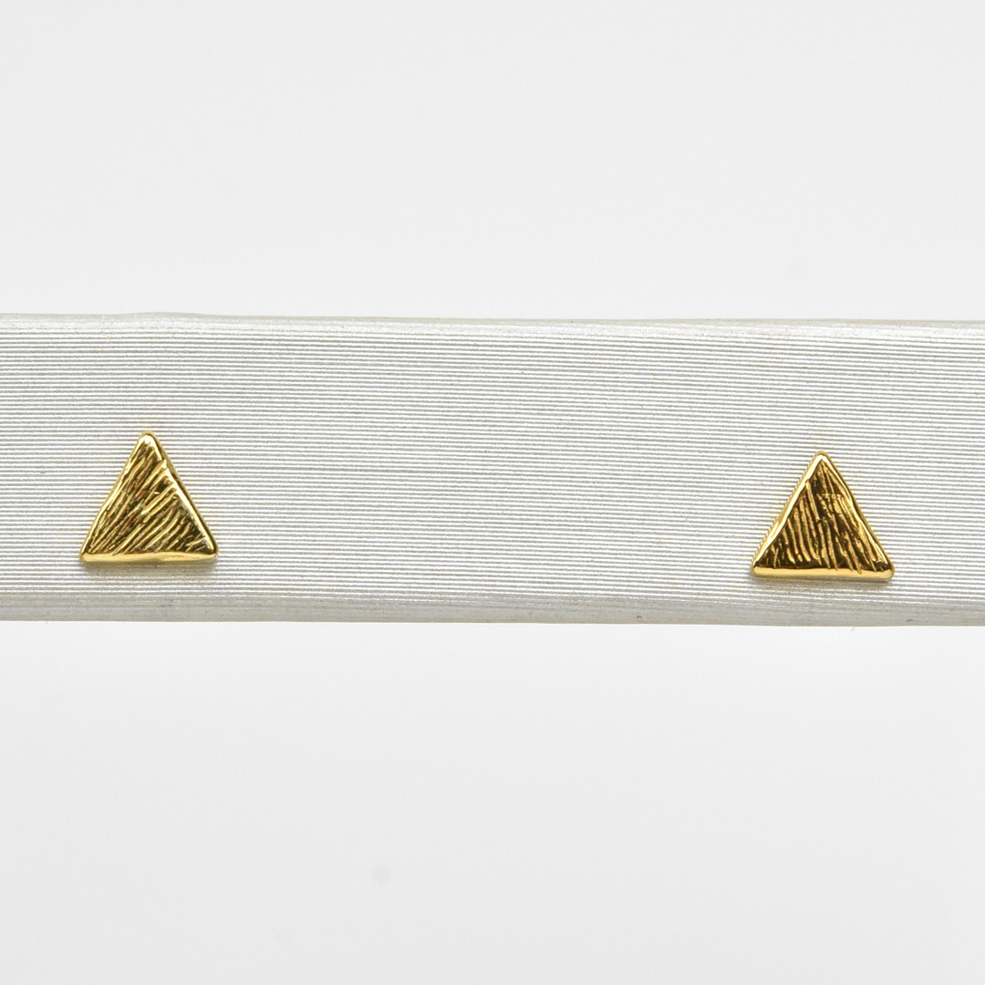 Vermeil Koa Triangle Studs - Goldmakers Fine Jewelry