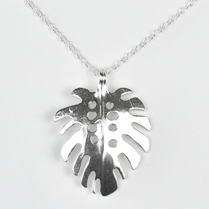 Silver Monstera Leaf Necklace - Goldmakers Fine Jewelry