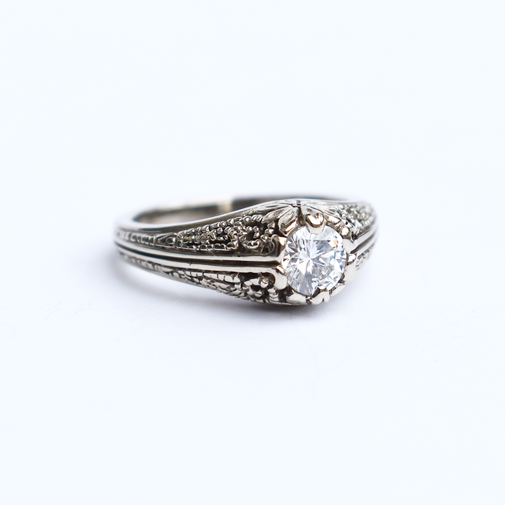 Diamond Engagement Ring in Vintage Style - Goldmakers Fine Jewelry