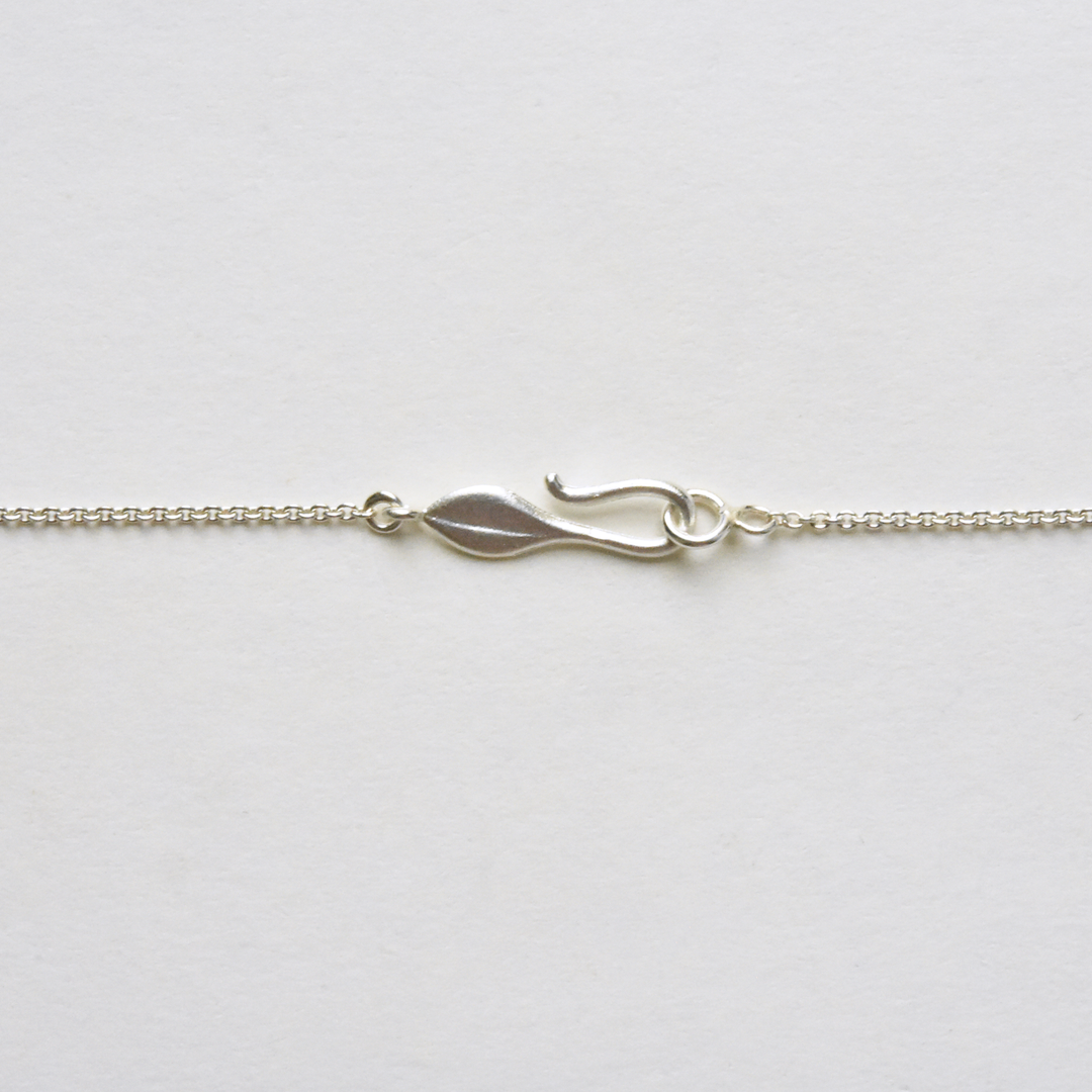 Small Violet Necklace - Goldmakers Fine Jewelry