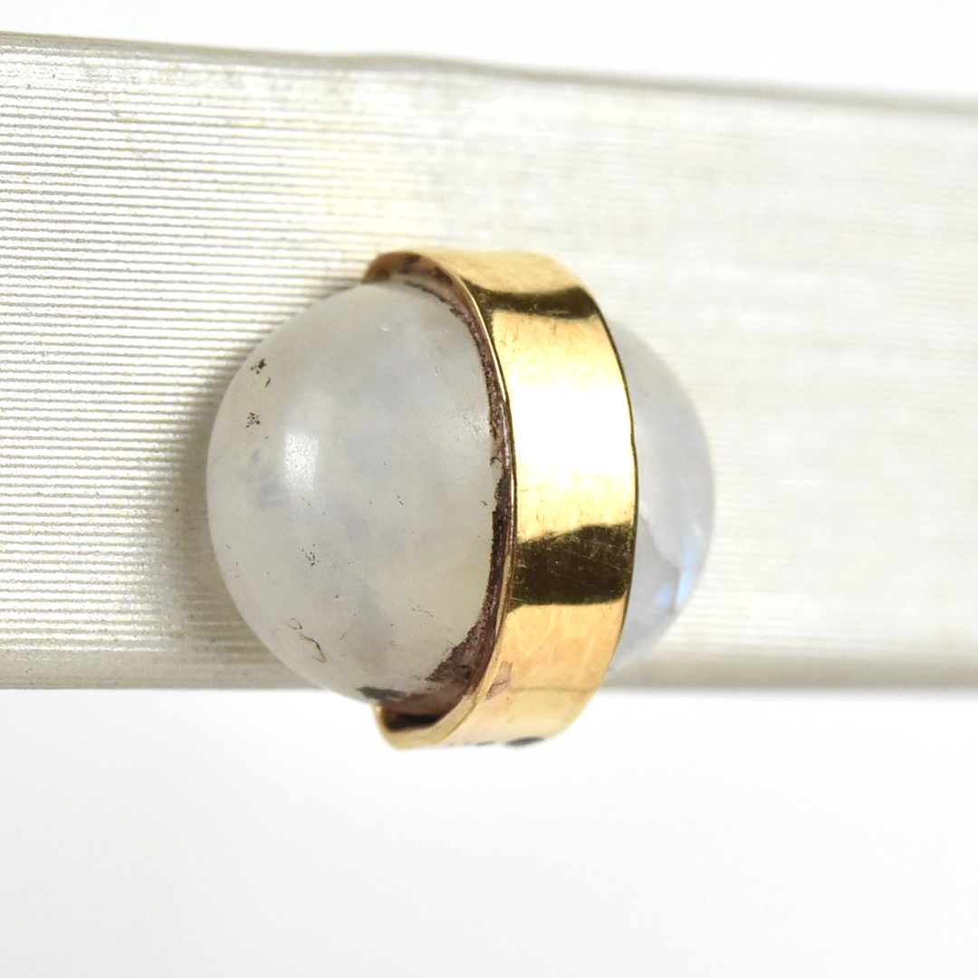 Moonstone Stud Earrings - Goldmakers Fine Jewelry