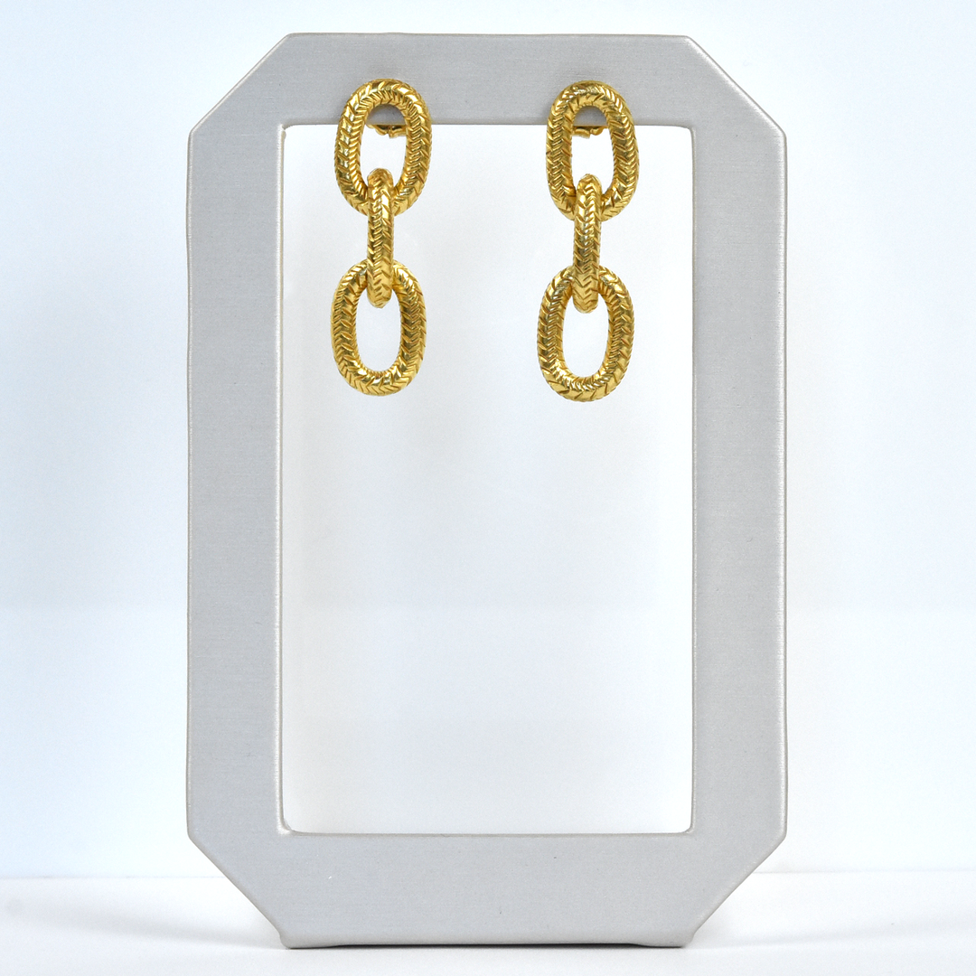 Etched Chain Link Earrings - Goldmakers Fine Jewelry