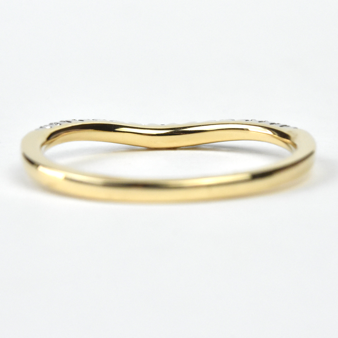 Classic Curved Diamond Band #1 in Yellow Gold - Goldmakers Fine Jewelry