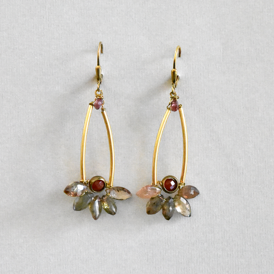 Quartz Drop Earrings - Goldmakers Fine Jewelry