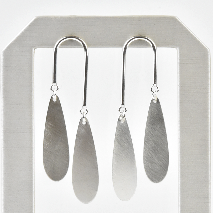 Rain Earrings - Goldmakers Fine Jewelry