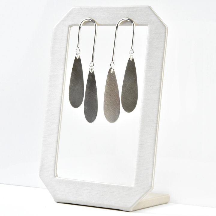 Rain Earrings - Goldmakers Fine Jewelry