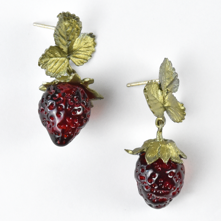 Strawberry Leaf Post Earrings - Goldmakers Fine Jewelry