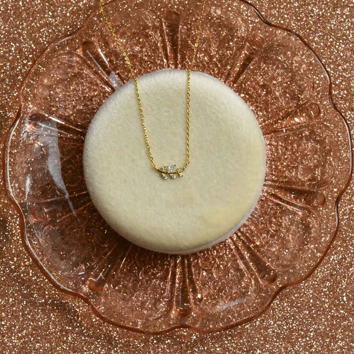 Petite Laurel Leaf Necklace - Goldmakers Fine Jewelry
