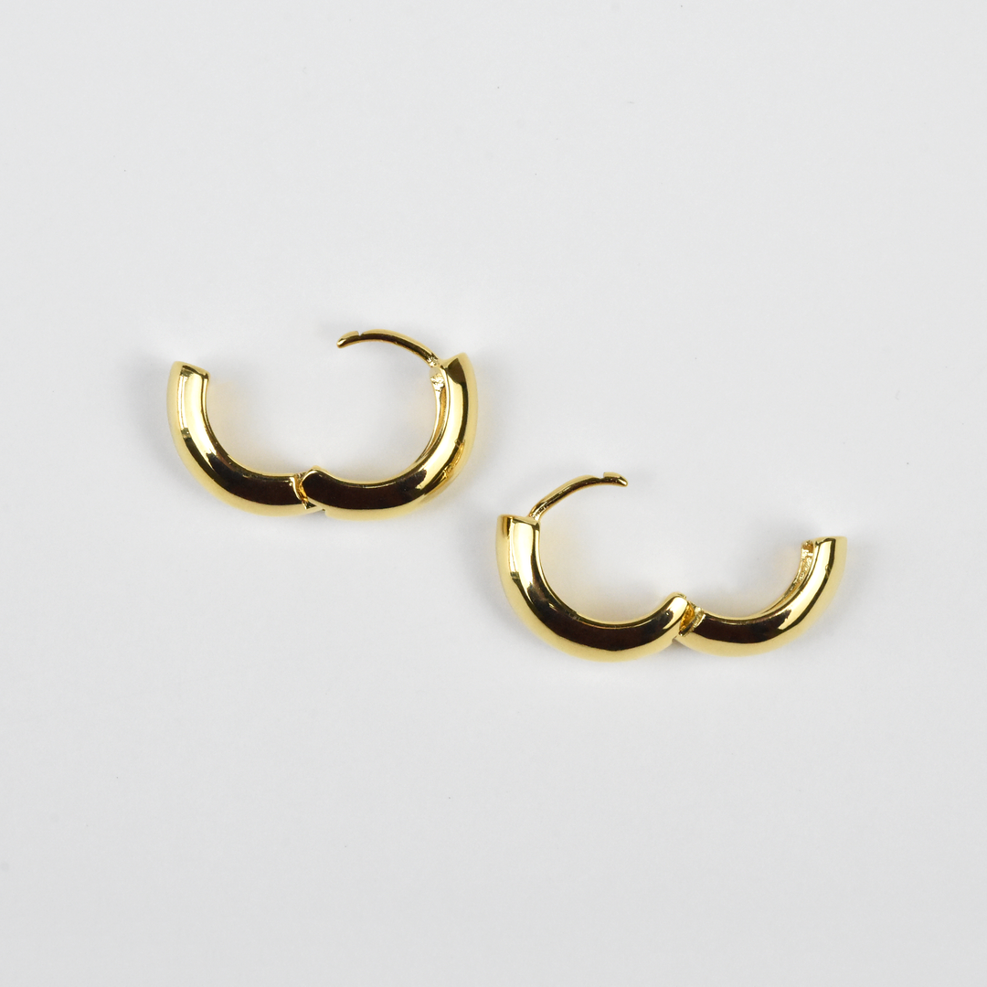 Olivia Hoop Earrings - Goldmakers Fine Jewelry