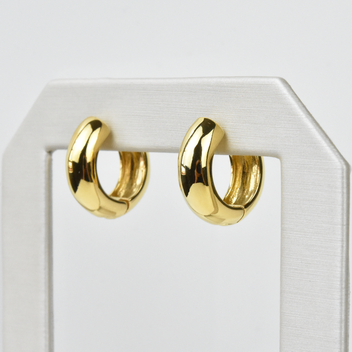 Olivia Hoop Earrings - Goldmakers Fine Jewelry